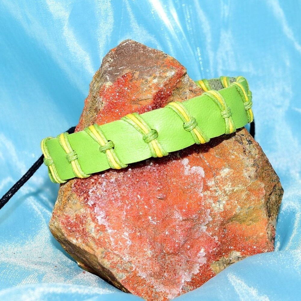 Malik Punch Weave Mens Hemp Leather Bracelet Sweet Green Gift Packaged